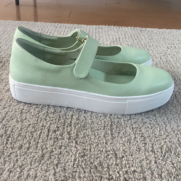 Charlotte Stone “Heidi” in Pistachio, size 11 - Picture 6 of 12